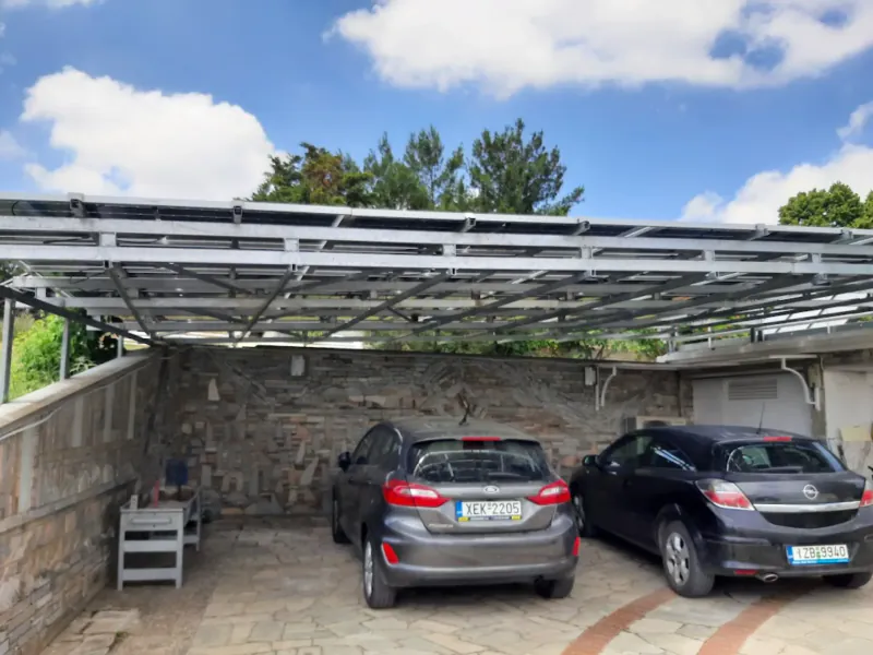 Στέγαστρο φωτοβολταϊκών (carport)